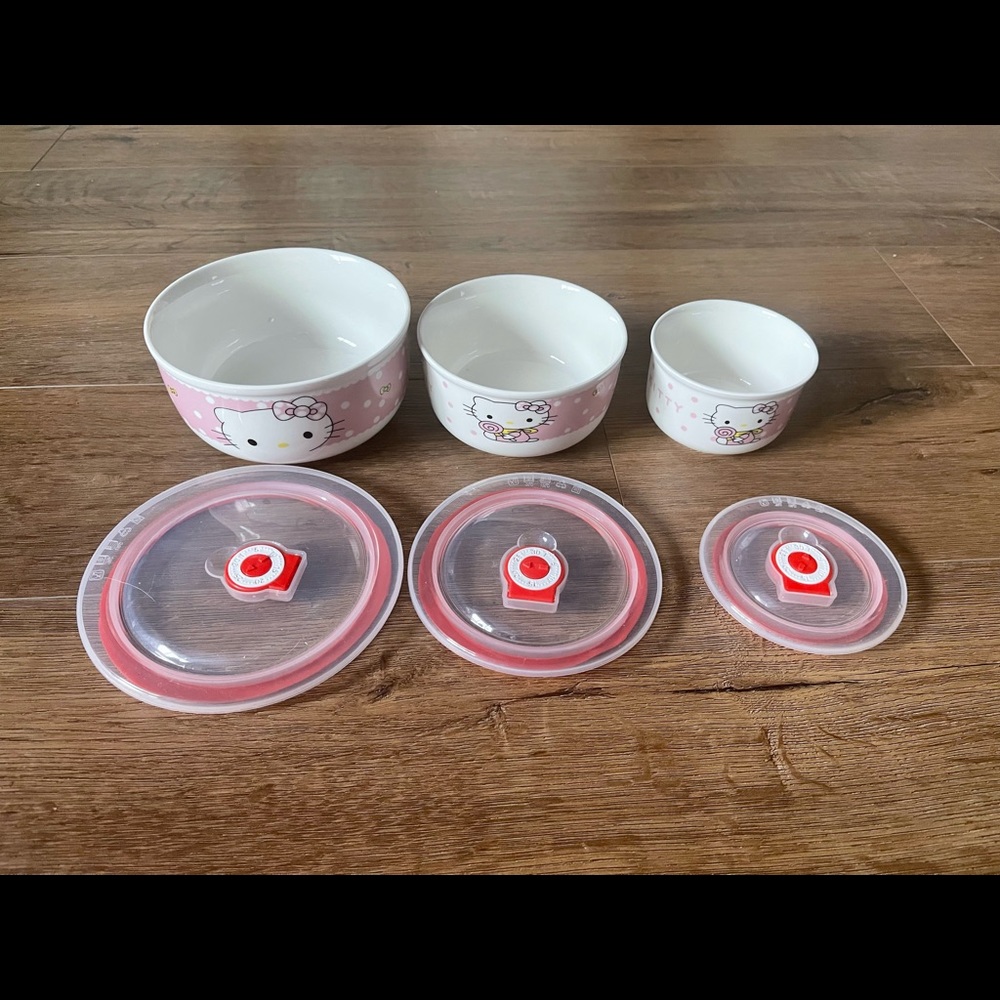 HELLO KITTY-NWOT Ceramic Bowls & Lids Set